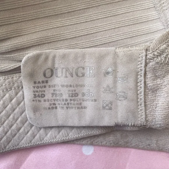 Bare bra - Picture 5 of 6